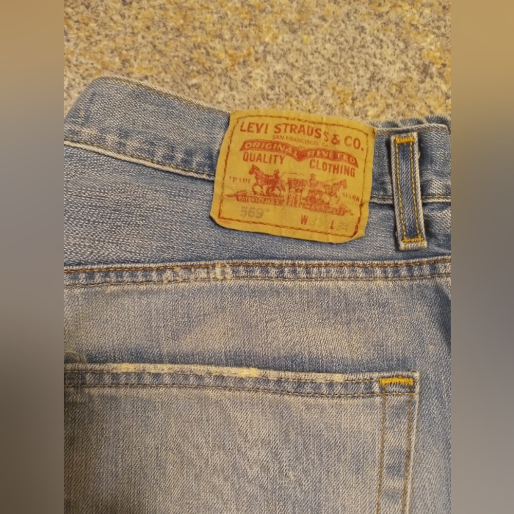 Levi's mens jeans size 36 waist 34 length